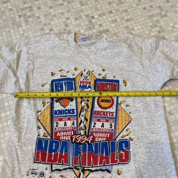 Vintage 1994 NBA Knicks Rockets Championship T-Shirt - Picture 8 of 9